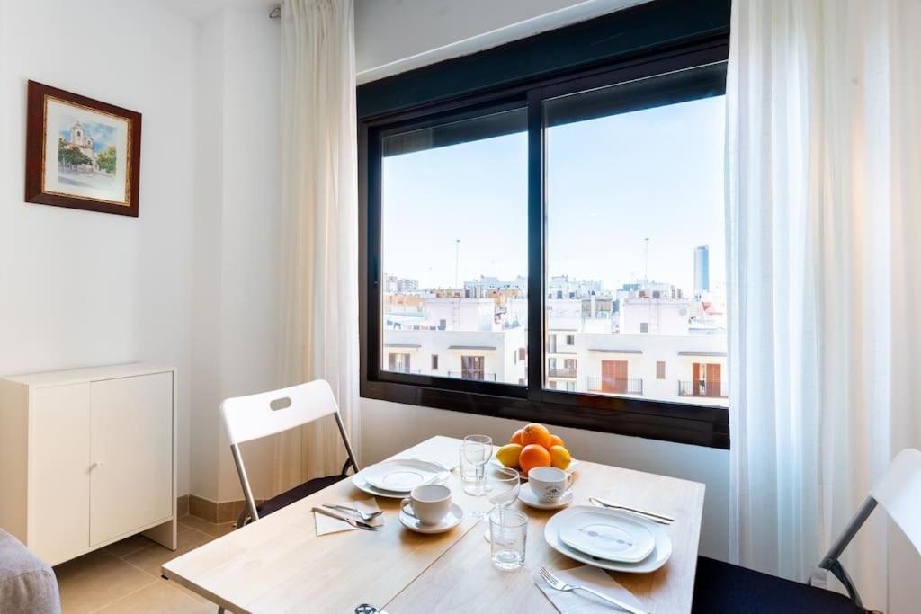 Estudio En Resitur By Thegoodtourist Sevilla Exteriör bild